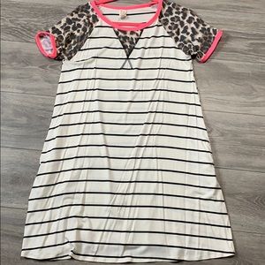 7th Ray women’s striped dress size medium